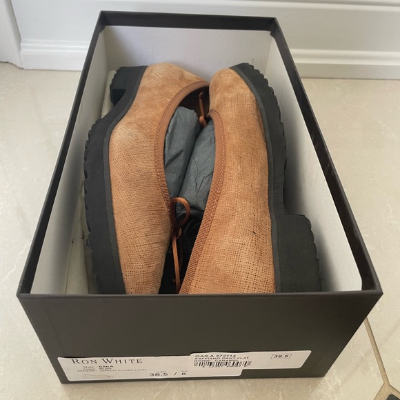 Ron White - Gaila Nude Flats - Size 8 - Picture 4 of 4